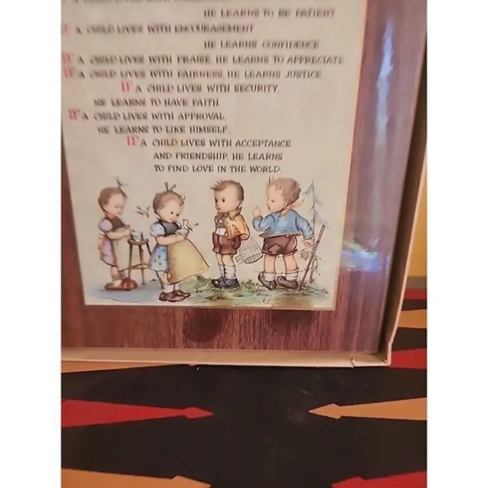 Children Learn What They‎ Live Vintage Saying On Pressed Wood 9 X 7 Inches